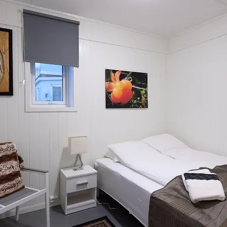 Kristina & Alma House بيت ضيافة أندينيس